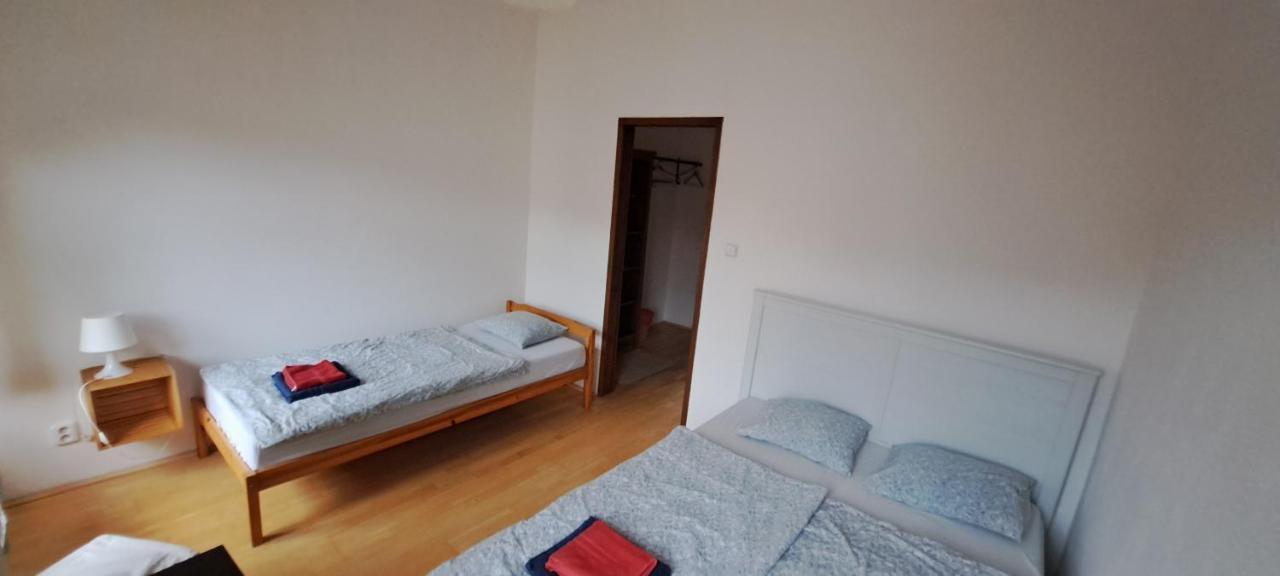 Penzion A Restaurace U Baby Subrovy Hotel Kokorin Bagian luar foto