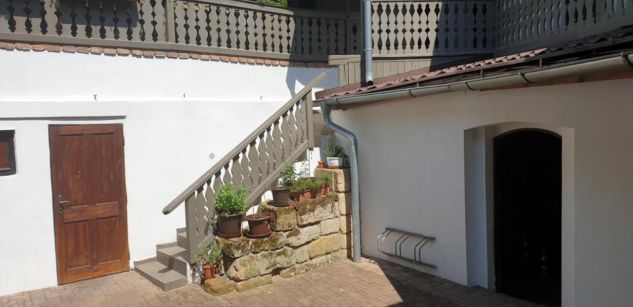 Penzion A Restaurace U Baby Subrovy Hotel Kokorin Bagian luar foto