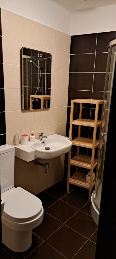Penzion A Restaurace U Baby Subrovy Hotel Kokorin Bagian luar foto