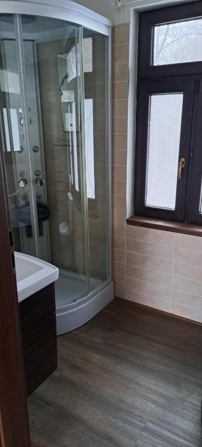 Penzion A Restaurace U Baby Subrovy Hotel Kokorin Bagian luar foto