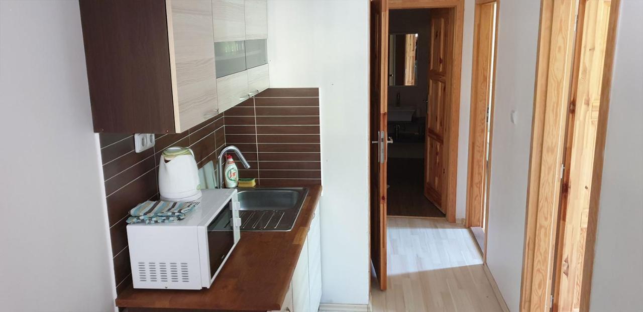 Penzion A Restaurace U Baby Subrovy Hotel Kokorin Bagian luar foto