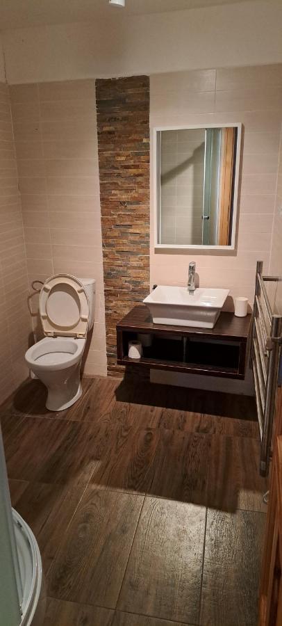 Penzion A Restaurace U Baby Subrovy Hotel Kokorin Bagian luar foto